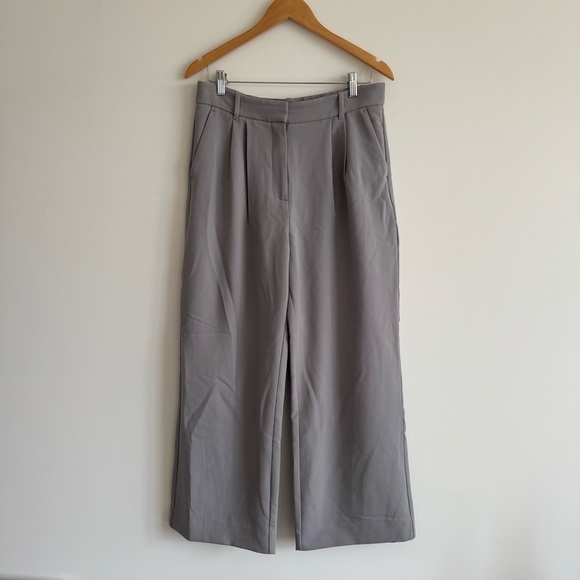 Abercrombie & Fitch | Gray Tailored Wide-Leg Pants ~ US 12 Short - Picture 6 of 9